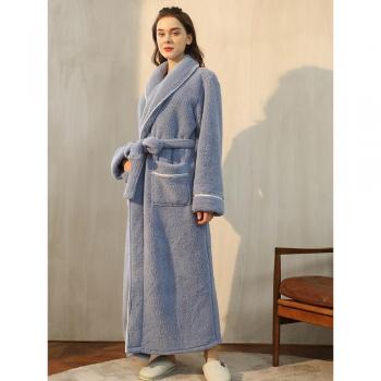 Weicher Winter-Hausmantel für Damen und Herren
