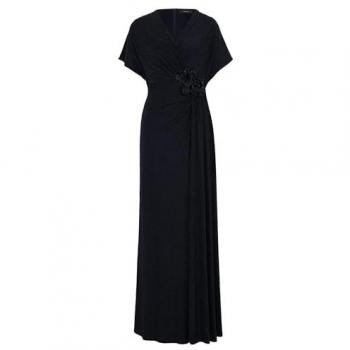 Vera Mont Gala Oscura Negra