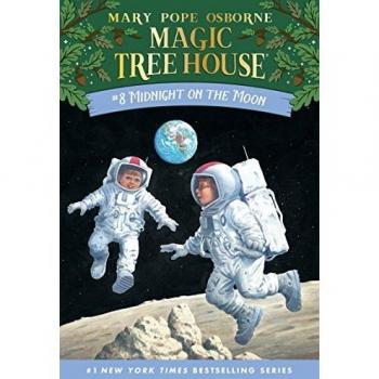 Midnight on the Moon (Magic Tree House Series #8)