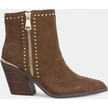 Botines de mujer con tachas y tacón de Alma en Pena