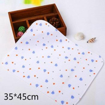 Almohadilla cambiadora de pañales con bolsa impermeable