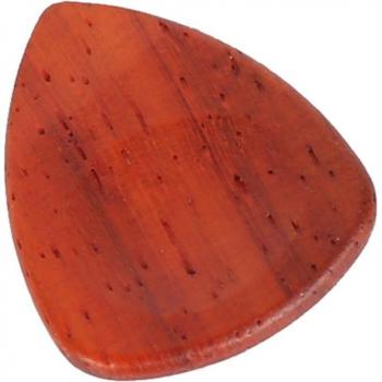 Púa de guitarra corazón de madera