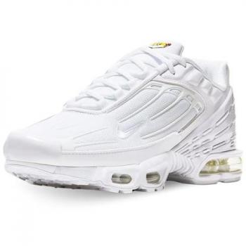 Nike Tuned Men's White Mesh/Synthetic Sneakers – 6 (EU 40)