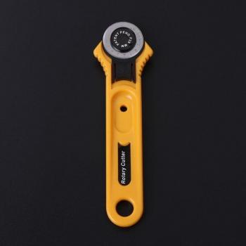 28mm Cutter für Stoff und Lederarbeiten