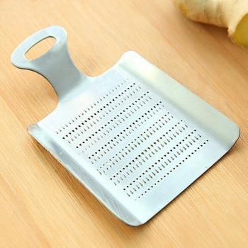 Safety Garlic Grater