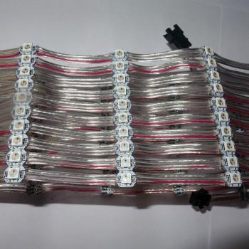 LED RGB WS2812B cadena de 100 píxeles con cable claro y 5cm apartados