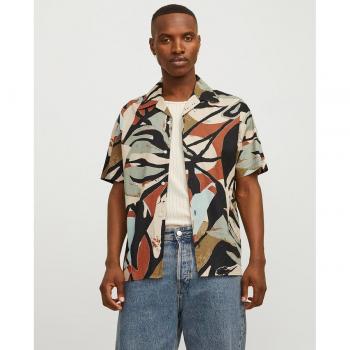 Camisa Jack&Jones Sequoia negra con estampado de hojas para hombre