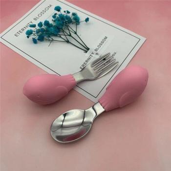 Cuillères et fourchettes pour bébés
