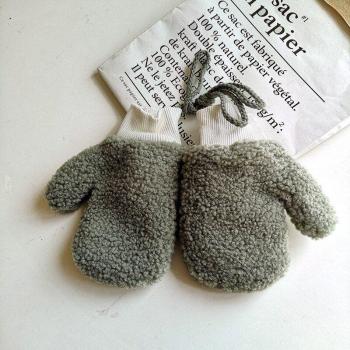 Warme Kinderhandschuhe mit elastischem Handgelenk
