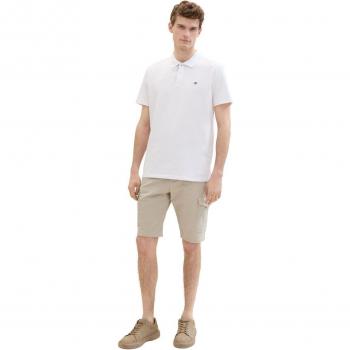 Bermuda de hombre tipo cargo