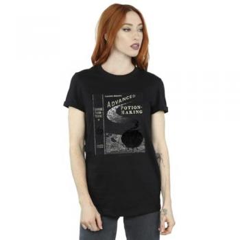 Harry Potter Hufflepuff Quidditch Team Captain Boyfriend Tee in Black