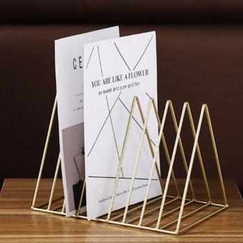 Triangle Iron Magazine Holder