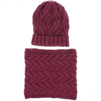 Estilo Único: Sombrero de Acrílico con Bufanda
