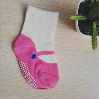 Calcetines antideslizantes para niños y niñas
