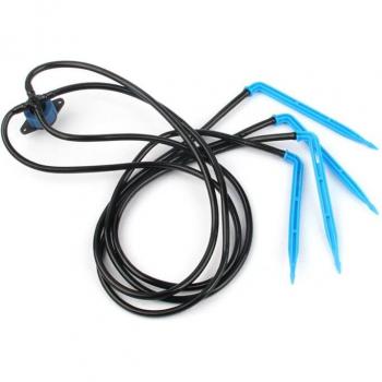 Ensemble d'irrigation goutte-à-goutte avec émetteurs