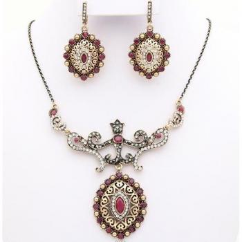 Bisutería vintage turca con pendientes y collar florales, color dorado antiguo