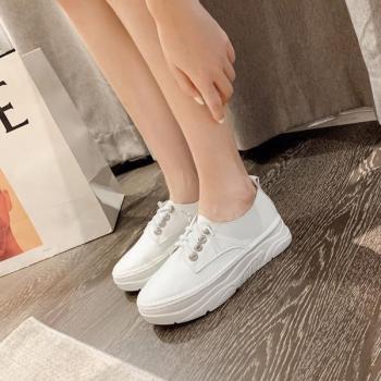 Sommerliche Damen-Laufschuhe