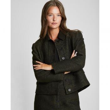 Chaqueta de mujer en tweed con cierre de botones y corte recto