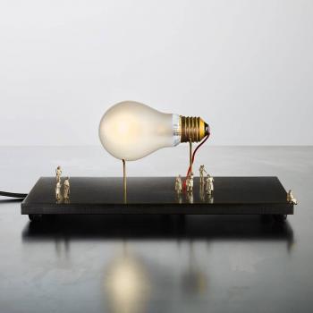 Ingo Maurer I Ricchi Poveri Bulb Display