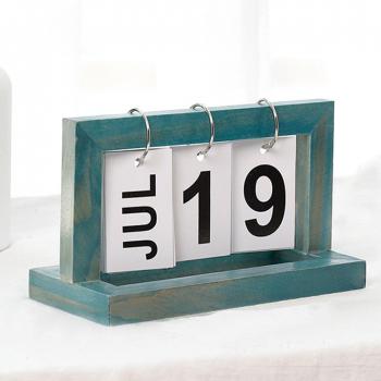 Rustic Wooden Vintage Flip Calendar