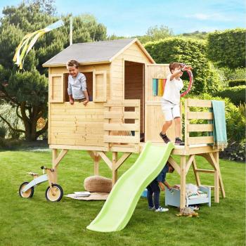 Casita de madera con tobogán para niños Josephine