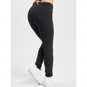Freddy 7/8-Hose mit Push-up Effekt und Leo-Muster