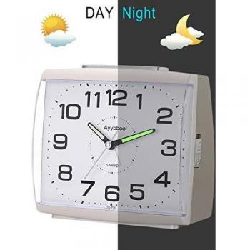 Réveil Lumineux Ayybboo Matin avec Alarme Sonore et Snooze Chevet Silencieux sans Tic-Tac