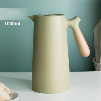 Large Capacity Insulated Water Bottle