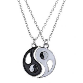 Cordon en Cuir Tressé avec Pendentif Fengshui
