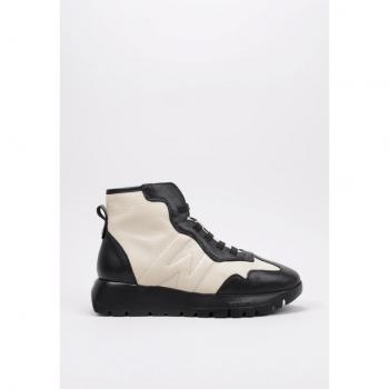 Bottes élégantes créme‑noires, talon fin, haute tige