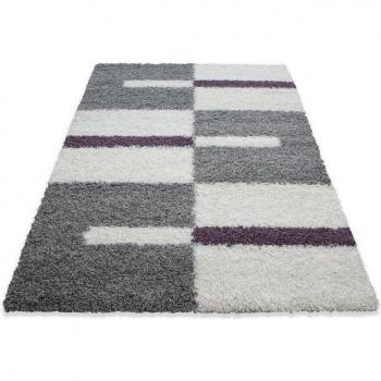 Flauschiger Designer Teppich mit Karo
