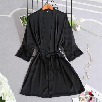 Camisón de retazos de encaje