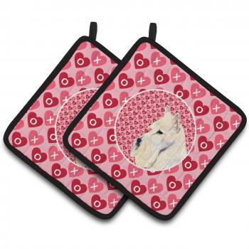 Caroline's Treasures Scottish Terrier Hearts Love Valentine's Day Pot Holders