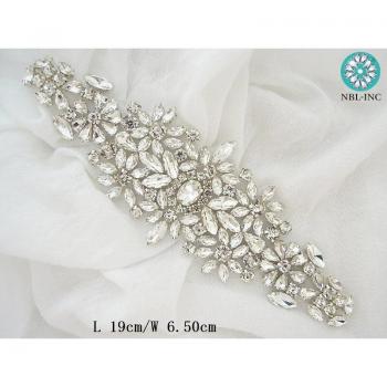 Silber-Strass-Patch mit Goldbraut und Perlenapplikationen, Eisenbindung für Brautkleider (WDD0924)