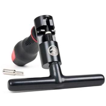 Shadow Interlock Chainbreaker – Dark Fusion