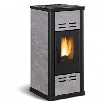 Termocamino a pellet Extraflame modello SERAFINA con finitura in pietra naturale da 50.2 cm