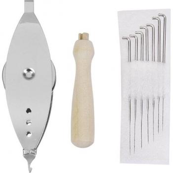 Crafting Shuttle Tool & 7 Wooden Handle Felting Needles