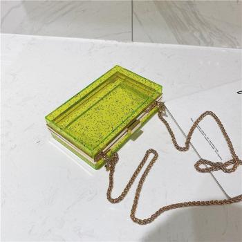 Pochette chic à paillettes