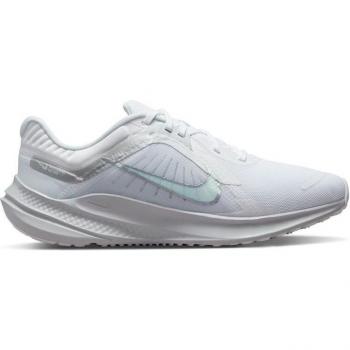 Baskets Running Nike Quest 5 Femme – 38 ½ – Blanc – Lacets
