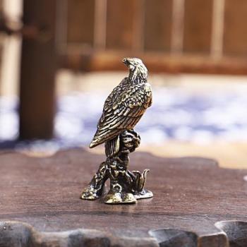 Figurina in ottone di alta qualità