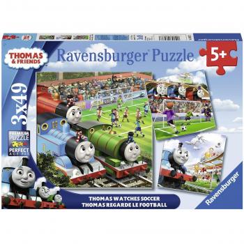 Puzzle Thomas Watches Soccer
