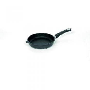Staub Gusseisen Bratpfanne Ø 24 cm, Höhe 5 cm