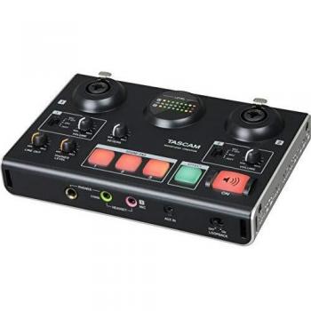 TASCAM MiNiSTUDIO Creator US-42B Podcast Studio (Black)