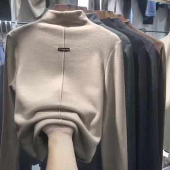 Sartoria Velluto M‑Mandorla