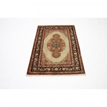 Morgenland Teppich Ghom Seide beige, handgeknüpft, rechteckig, 5 mm Höhe