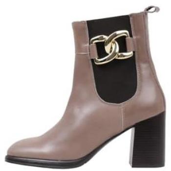 Zapato Lúcara Beige con Tacón