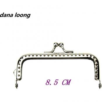 1 Piece Square Silver Metal Purse Frame with Kiss Clasp Lock