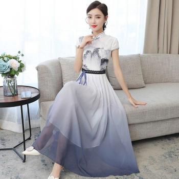 Vêtements Asiatiques d'Été