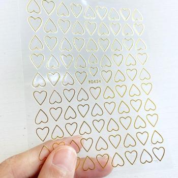 Gold Heart Pattern Nail Wraps