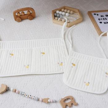Hangende Luiertas voor Babybed